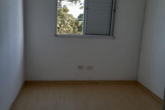 Quarto 2 de apartamento para alugar com 2 quartos, 45m² em Jardim Petrópolis, Cotia