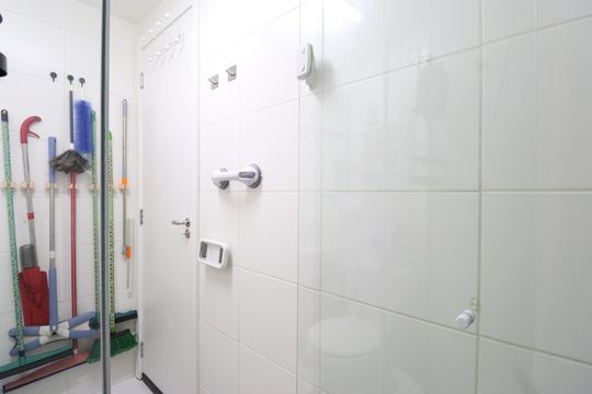 Banheiro Social de apartamento à venda com 1 quarto, 28m² em Barra Funda , São Paulo