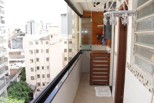 Sacada de apartamento à venda com 3 quartos, 83m² em Vila Buarque, São Paulo