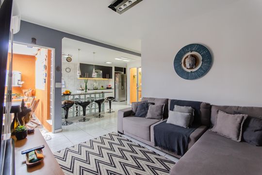 Casa à venda com 5 quartos, 240m² em Ipiranga, São Paulo