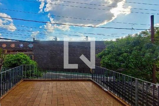 Casa à venda com 2 quartos, 100m² em Vila Brasilina, São Paulo