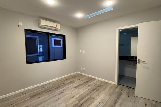 Quarto de casa para alugar com 4 quartos, 260m² em Vargem Pequena, Rio de Janeiro