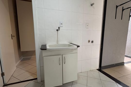 Área de serviço de casa para alugar com 4 quartos, 260m² em Vargem Pequena, Rio de Janeiro
