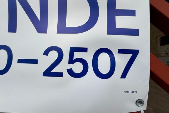 Placa  de casa para alugar com 3 quartos, 120m² em Vila Socorro, São Paulo