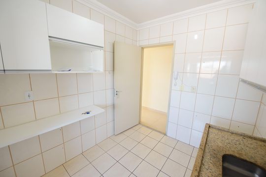 Cozinha de apartamento para alugar com 2 quartos, 72m² em Jardim dos Estados, Taubaté