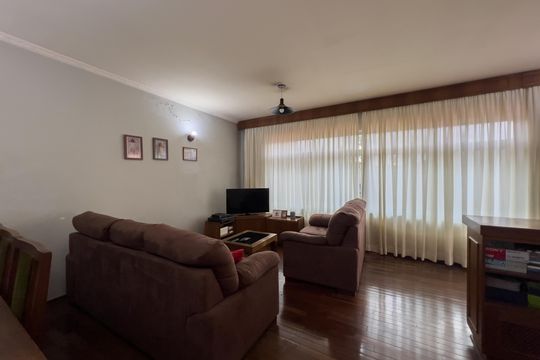 Casa à venda com 3 quartos, 126m² em Vila São José, São Paulo