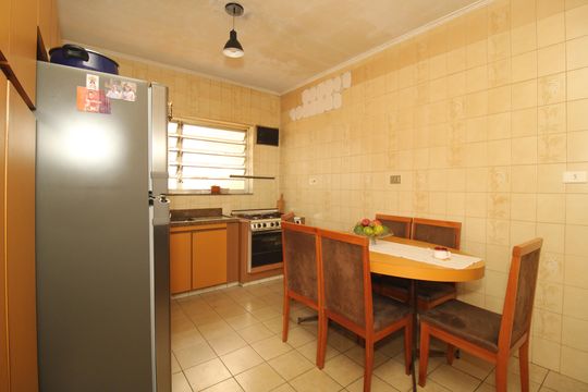 Cozinha de casa à venda com 3 quartos, 126m² em Vila São José, São Paulo
