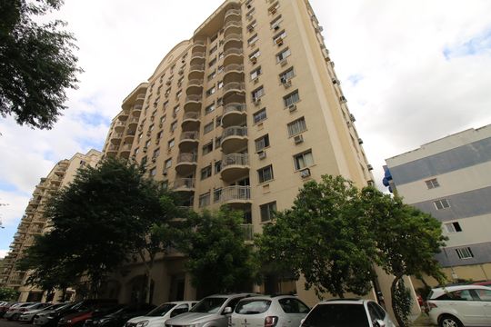 Fachada do Prédio de apartamento para alugar com 2 quartos, 67m² em Vila da Penha, Rio de Janeiro