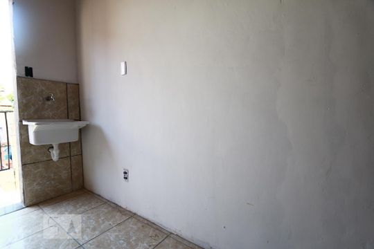 Área de serviço de casa para alugar com 1 quarto, 25m² em Curicica, Rio de Janeiro