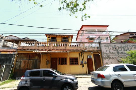 Fachada de casa para alugar com 1 quarto, 25m² em Curicica, Rio de Janeiro