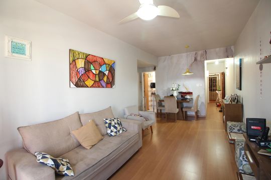 Sala de apartamento para alugar com 2 quartos, 98m² em Taquara, Rio de Janeiro