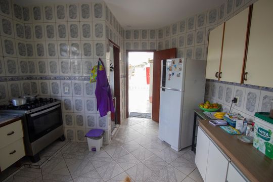 Casa à venda com 6 quartos, 140m² em Taguantinga, Brasília