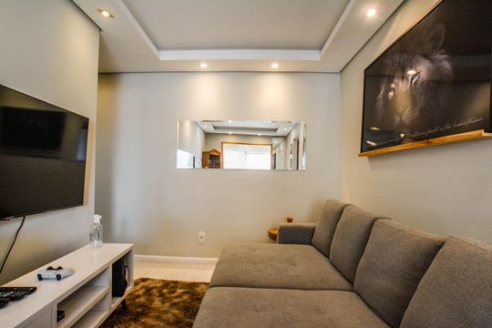 Sala de apartamento para alugar com 2 quartos, 52m² em Utinga, Santo André
