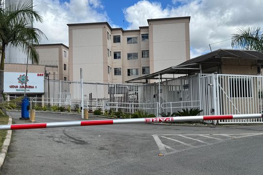 Fachada de apartamento para alugar com 2 quartos, 44m² em Jardim Petrópolis, Cotia