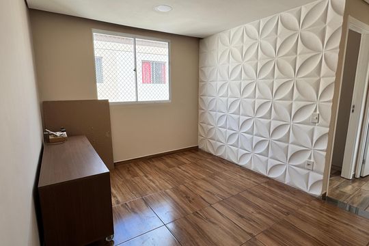 Sala de apartamento para alugar com 2 quartos, 44m² em Jardim Petrópolis, Cotia