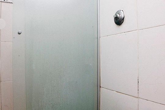 Banheiro de apartamento para alugar com 1 quarto, 37m² em Cidade Baixa, Porto Alegre