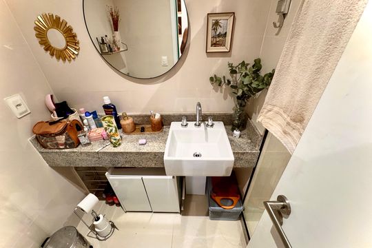Banheiro Suíte de apartamento para alugar com 2 quartos, 79m² em Botafogo, Rio de Janeiro