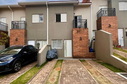 Fachada da casa de casa de condomínio à venda com 3 quartos, 115m² em Fazenda São Quirino, Campinas