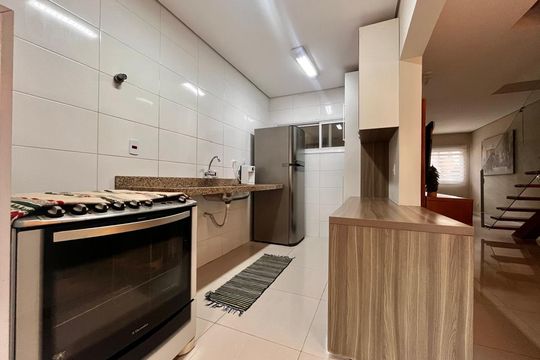 Cozinha de casa de condomínio à venda com 3 quartos, 115m² em Fazenda São Quirino, Campinas