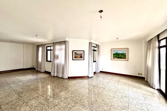 Apartamento à venda com 4 quartos, 180m² em Serra, Belo Horizonte