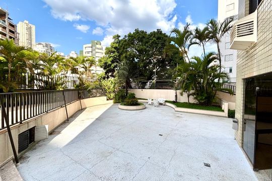 Área Externa de apartamento à venda com 4 quartos, 180m² em Serra, Belo Horizonte