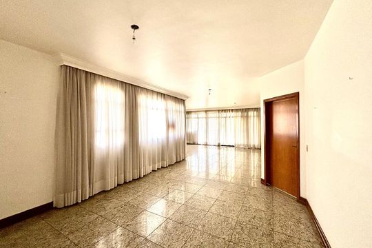 Apartamento à venda com 4 quartos, 180m² em Serra, Belo Horizonte