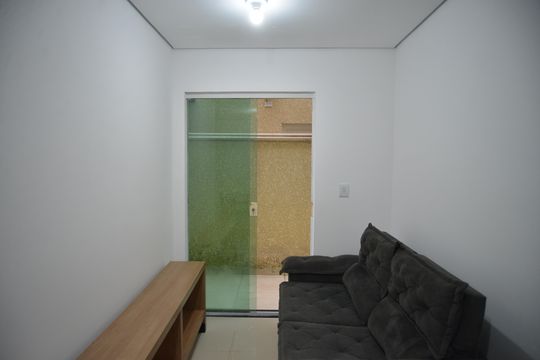 Sala de apartamento para alugar com 2 quartos, 52m² em Vila Dora, Santo André