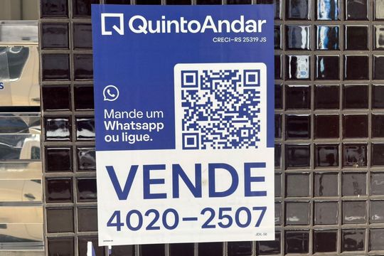 Plaquinha Instalada código JDIL-58 de apartamento para alugar com 1 quarto, 48m² em Centro Histórico, Porto Alegre