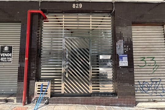 Plaquinha Instalada código JDIL-58 de apartamento para alugar com 1 quarto, 48m² em Centro Histórico, Porto Alegre