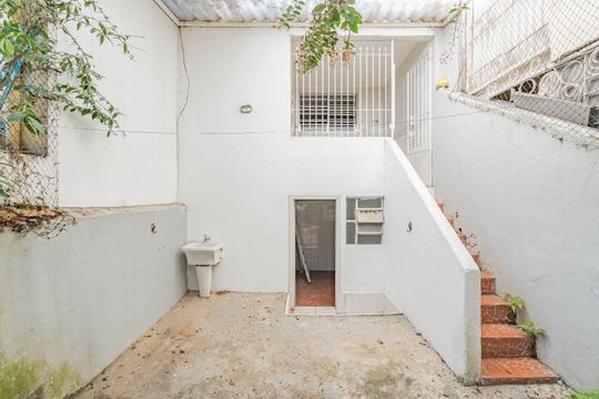 Área comum de casa à venda com 2 quartos, 140m² em Vila Gumercindo, São Paulo