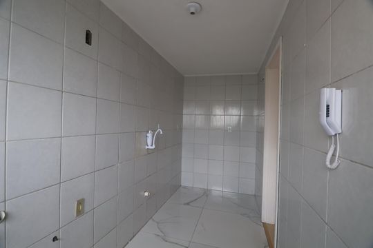 Cozinha e Área de Serviço de apartamento para alugar com 3 quartos, 56m² em Marechal Rondon, Canoas