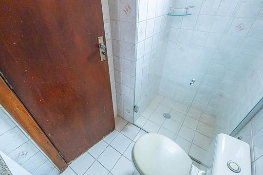 Banheiro de apartamento para alugar com 2 quartos, 60m² em Castelo, Belo Horizonte