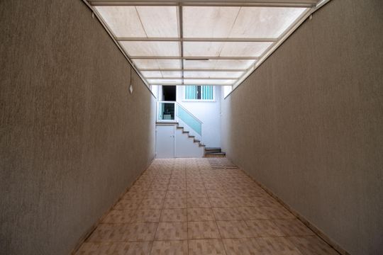 Garagem de casa para alugar com 2 quartos, 85m² em Jardim Sarah, São Paulo