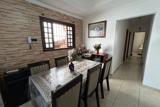 Sala de casa à venda com 4 quartos, 90m² em Vila Rosália, Guarulhos