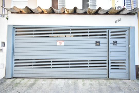 Fachada de casa à venda com 3 quartos, 120m² em Planalto Paulista, São Paulo