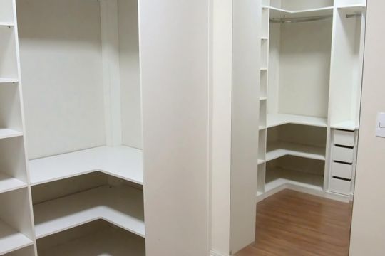Closet de apartamento para alugar com 2 quartos, 71m² em Vila Castelo, São Paulo