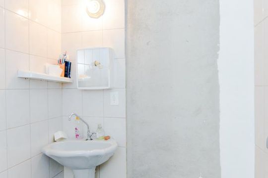 Banheiro de casa para alugar com 1 quarto, 31m² em Jardim Iporanga, Guarulhos