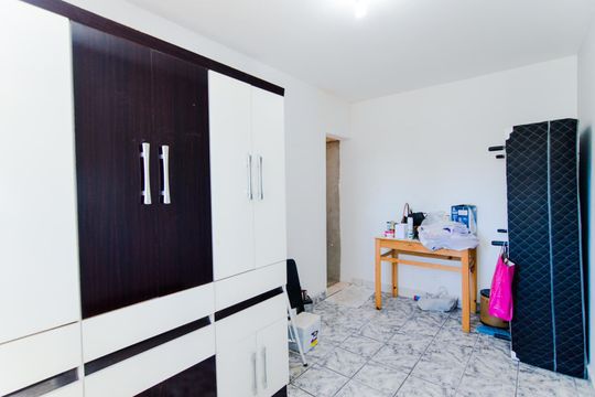 Quarto de casa para alugar com 1 quarto, 31m² em Jardim Iporanga, Guarulhos