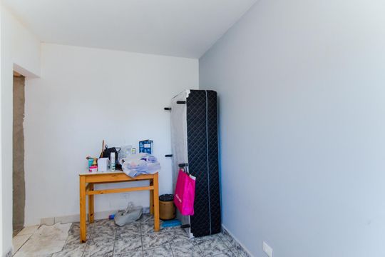 Quarto de casa para alugar com 1 quarto, 31m² em Jardim Iporanga, Guarulhos