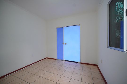 Quarto 2 de casa para alugar com 2 quartos, 70m² em Barreiros, São José