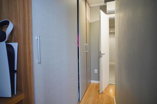 Closet da suíte 2 de casa de condomínio à venda com 3 quartos, 129m² em Hípica, Porto Alegre