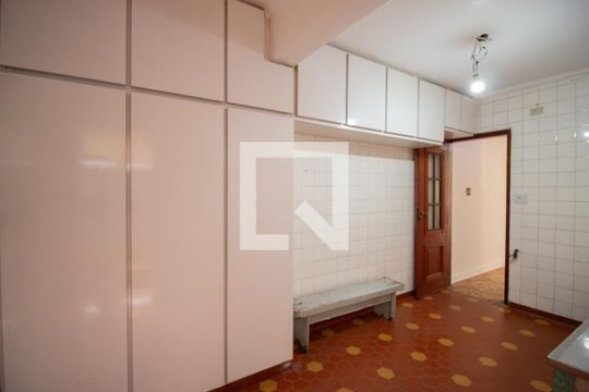 Casa à venda com 3 quartos, 120m² em Vila Mariana, São Paulo