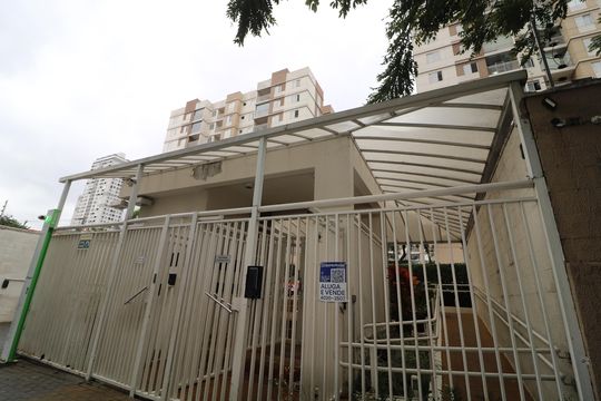 Fachada de apartamento à venda com 2 quartos, 51m² em Vila Graciosa, São Paulo