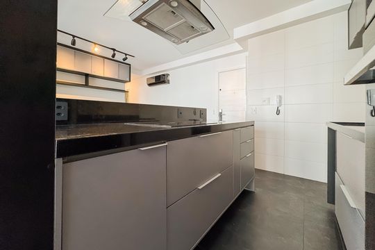 Cozinha de apartamento à venda com 2 quartos, 69m² em Vila Mariana, São Paulo