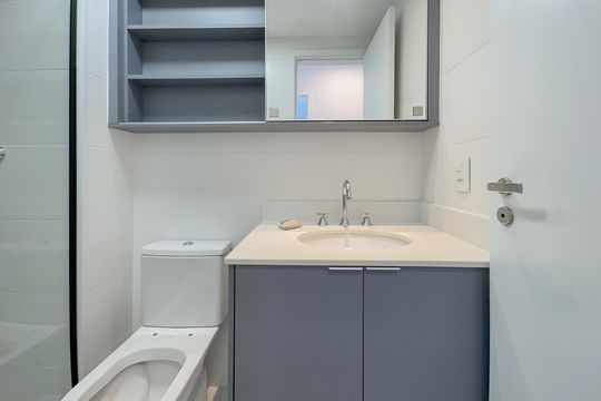 Banheiro Social de apartamento à venda com 2 quartos, 69m² em Vila Mariana, São Paulo