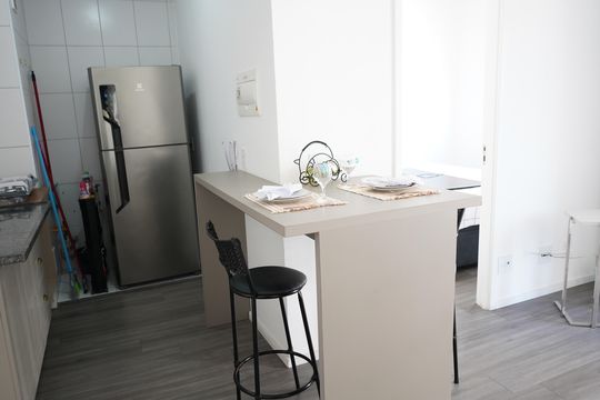 Cozinha de apartamento à venda com 2 quartos, 38m² em Jardim Analia Franco, São Paulo