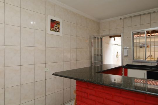 Cozinha de casa à venda com 3 quartos, 170m² em Jardim Casa Pintada, São Paulo
