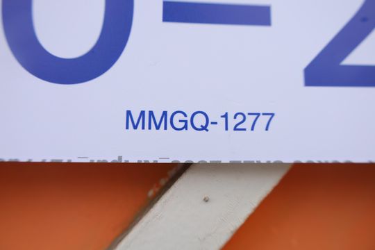 Placa GRANDE instalada no portão do imóvel, dia 22.09.26 - Código da placa: MMGQ-1277 de casa à venda com 3 quartos, 170m² em Jardim Casa Pintada, São Paulo
