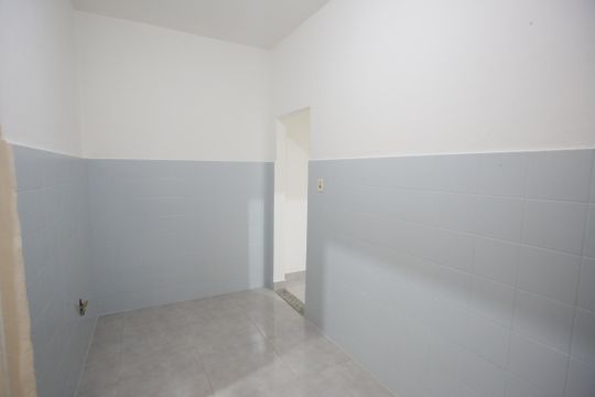 Cozinha de casa para alugar com 2 quartos, 100m² em Taquara, Rio de Janeiro