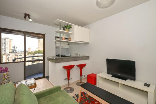 Apartamento para alugar com 1 quarto, 42m² em Vila Suzana, São Paulo